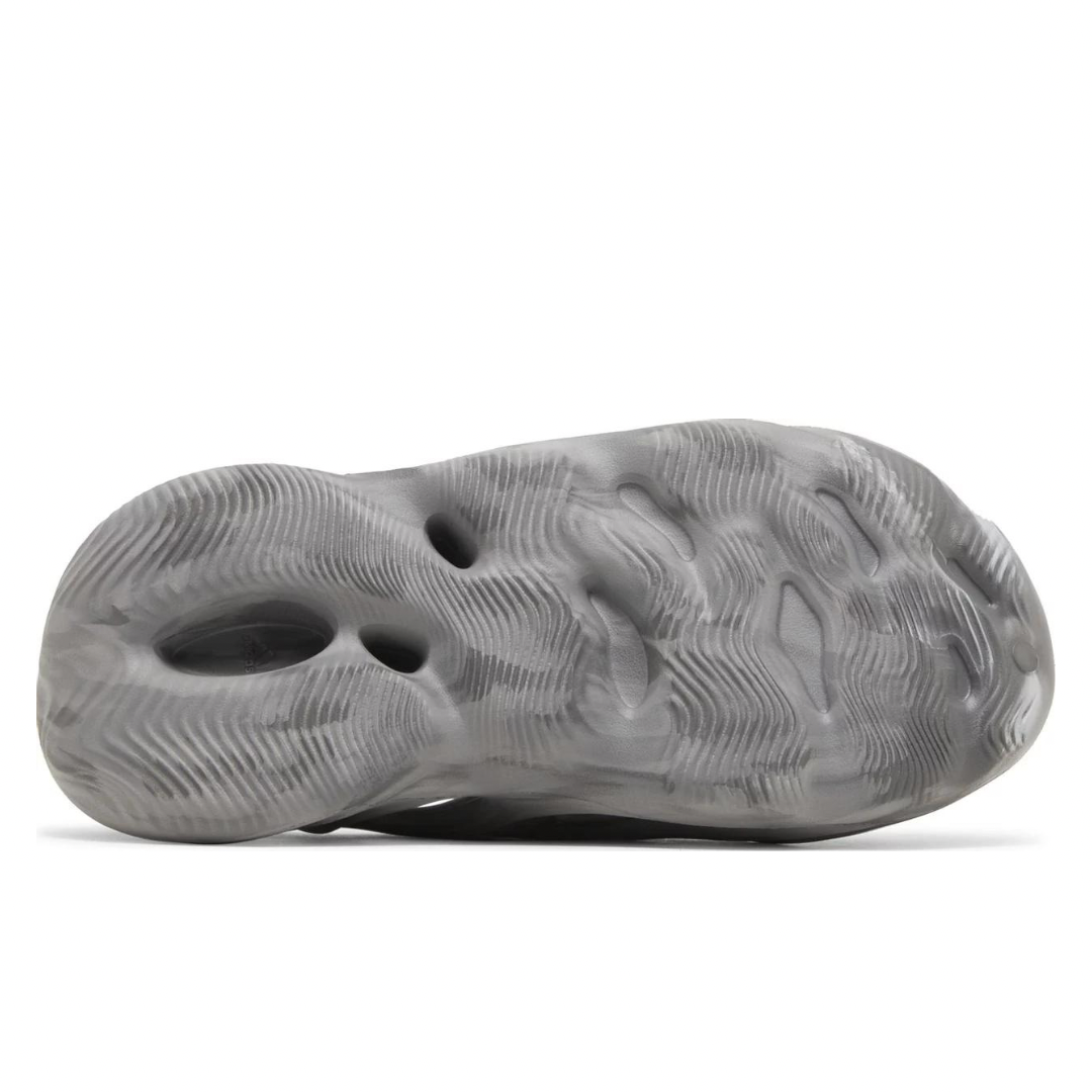 Adidas Yeezy Foam Runner “MX Granite”