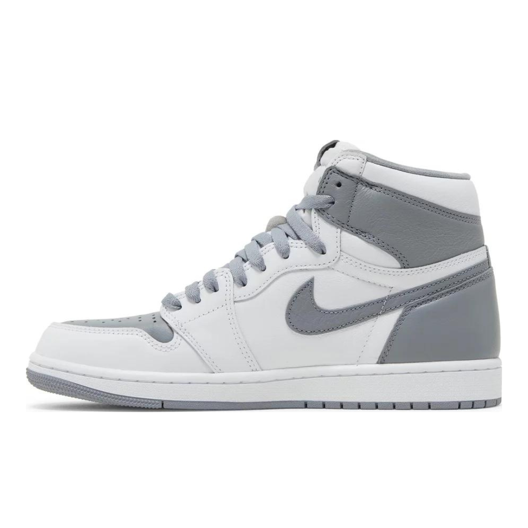 Air Jordan 1 Retro High OG "Stealth"