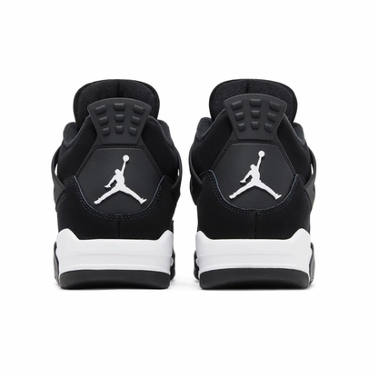 Air Jordan 4 Retro “White Thunder”